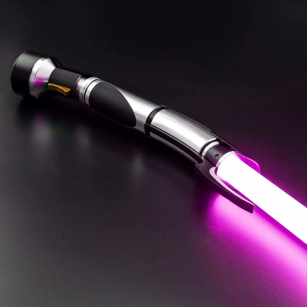 Jedi Dooku lightsaber supplier image 7