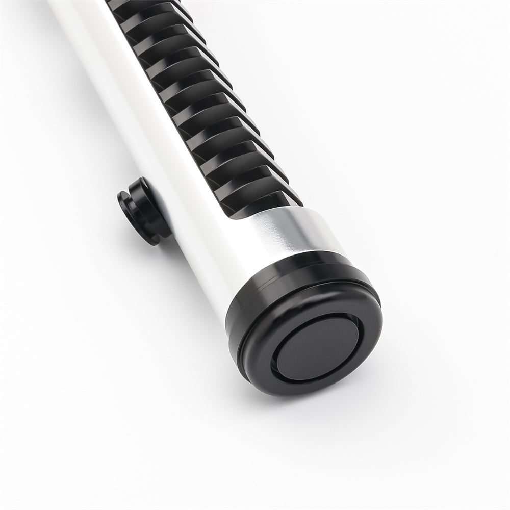 Qui-Gon Jinn lightsaber supplier image 29