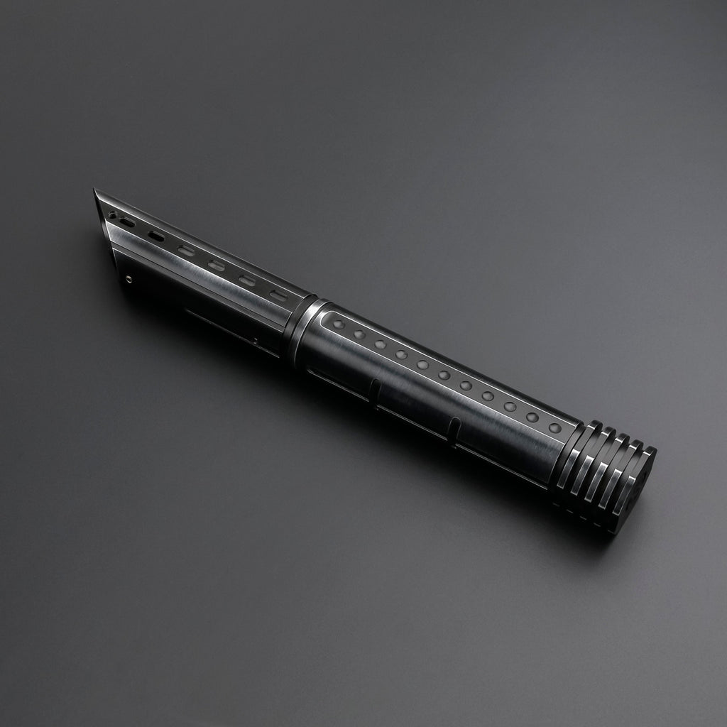 Warden lightsaber product detail